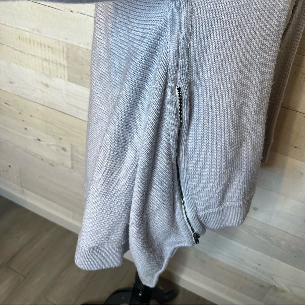 Lululemon Wrap It Up Sweater Grey Size 10 - Picture 14 of 14